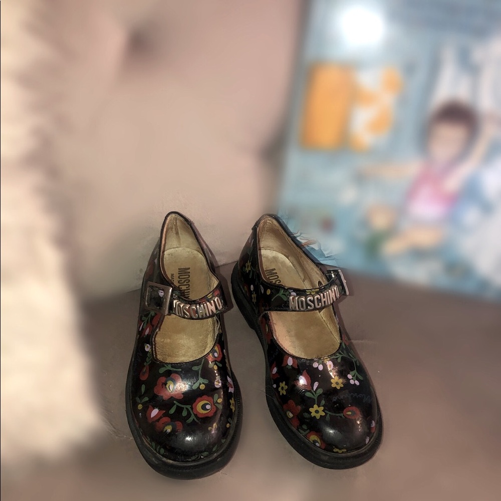 Moschino Floral shoes Mary Jane style with buckle